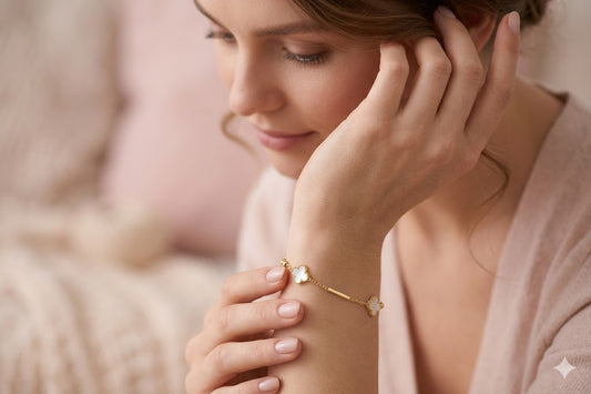 Ivory Clover Gold Bracelet