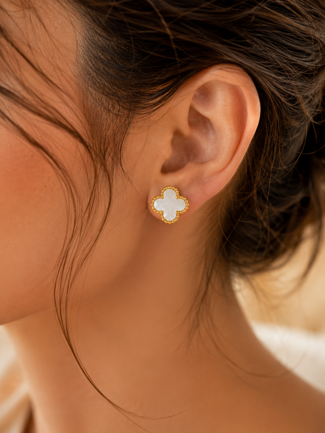 Mother of Pearl Clover Stud Earrings