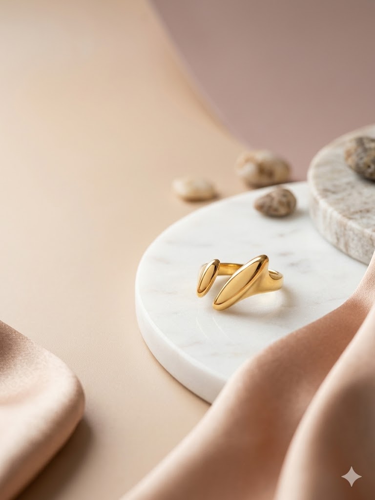 Minimal Sculpted Open Gold Ring