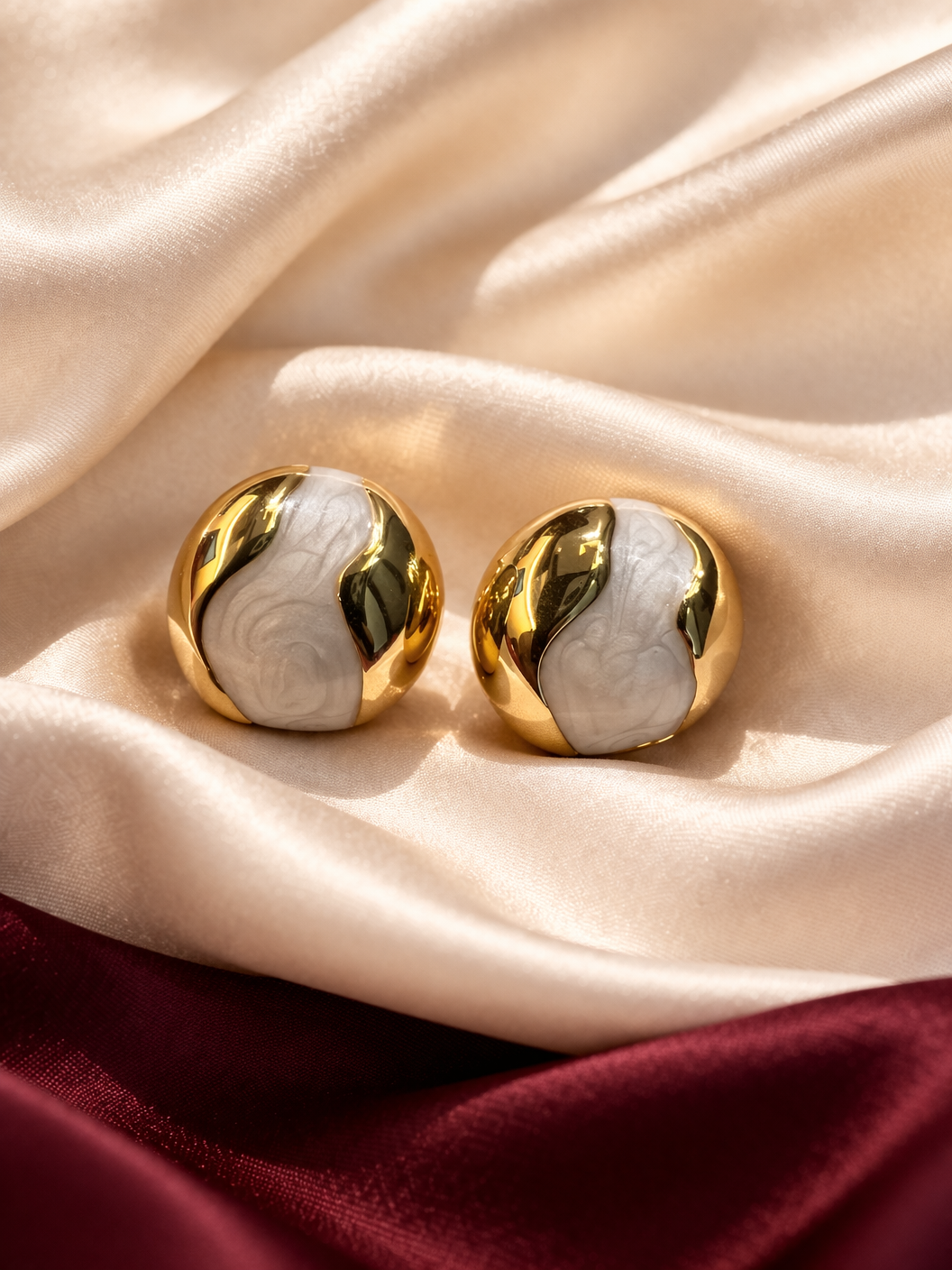 Marble Gold Dome Stud Earrings