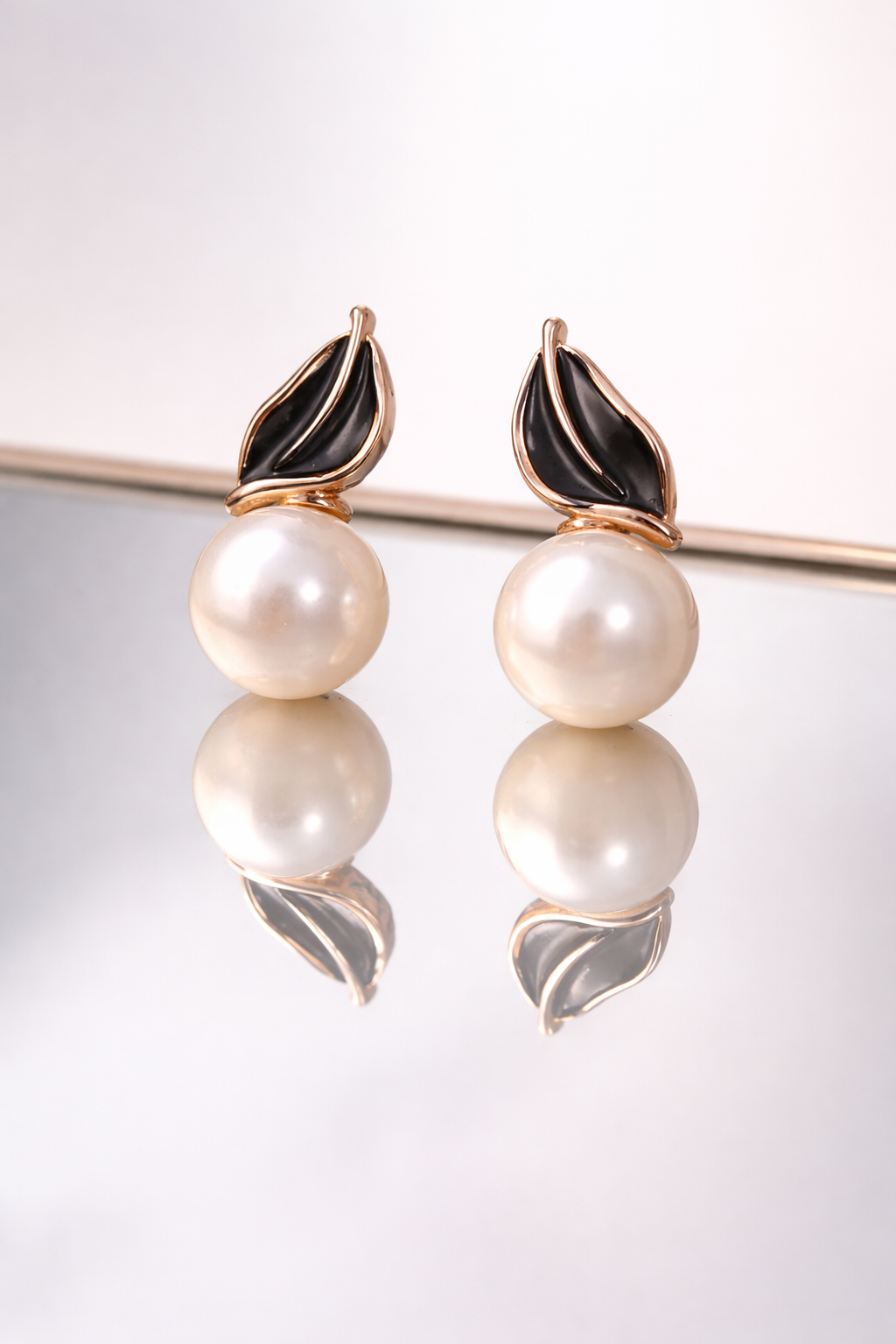 Midnight Pearl Drop Earrings