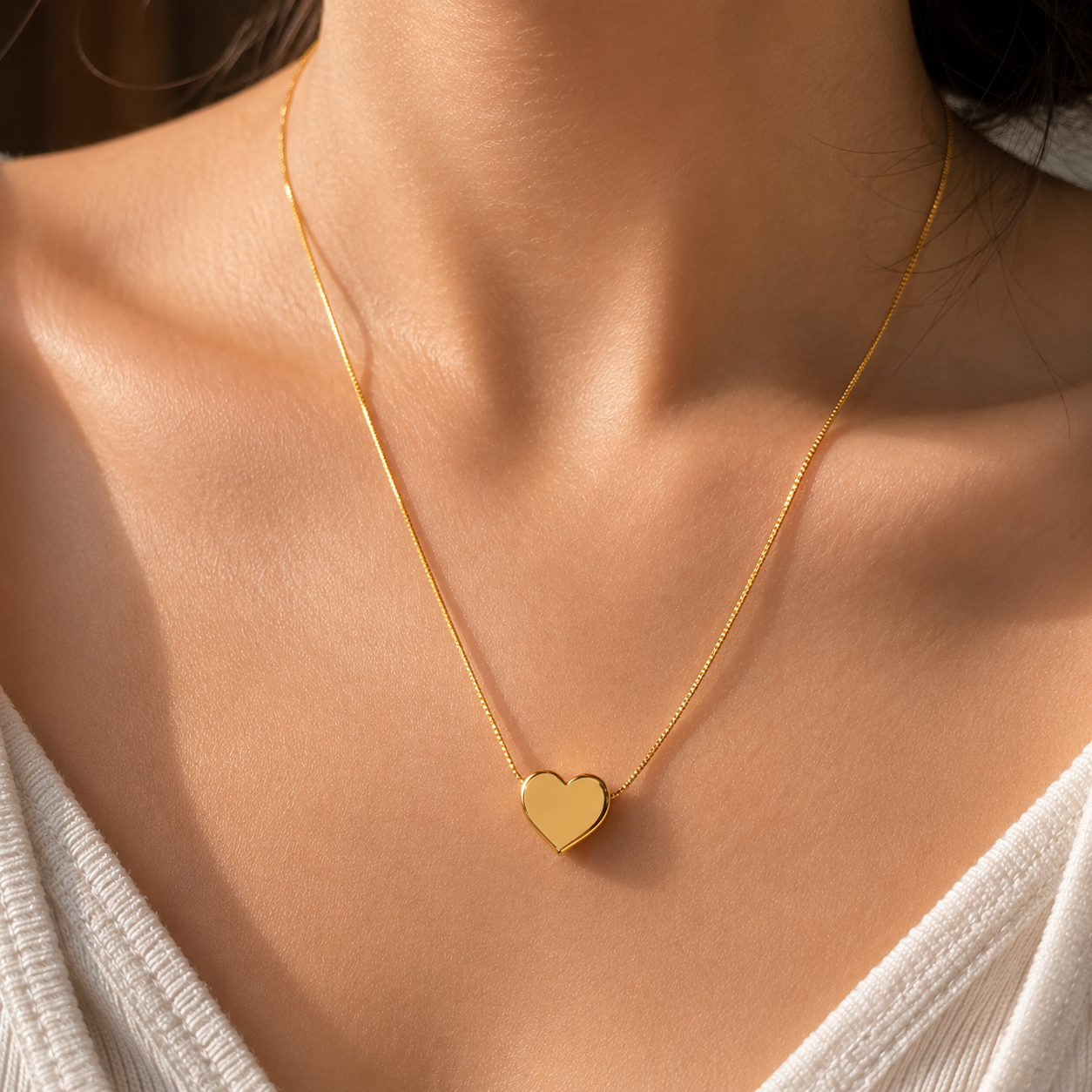 Minimal Heart Charm Necklace