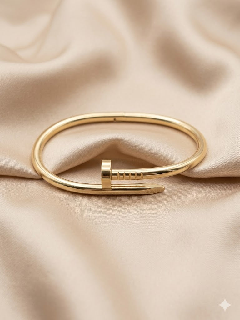 Iconic Nail Gold-Tone Statement Bangle