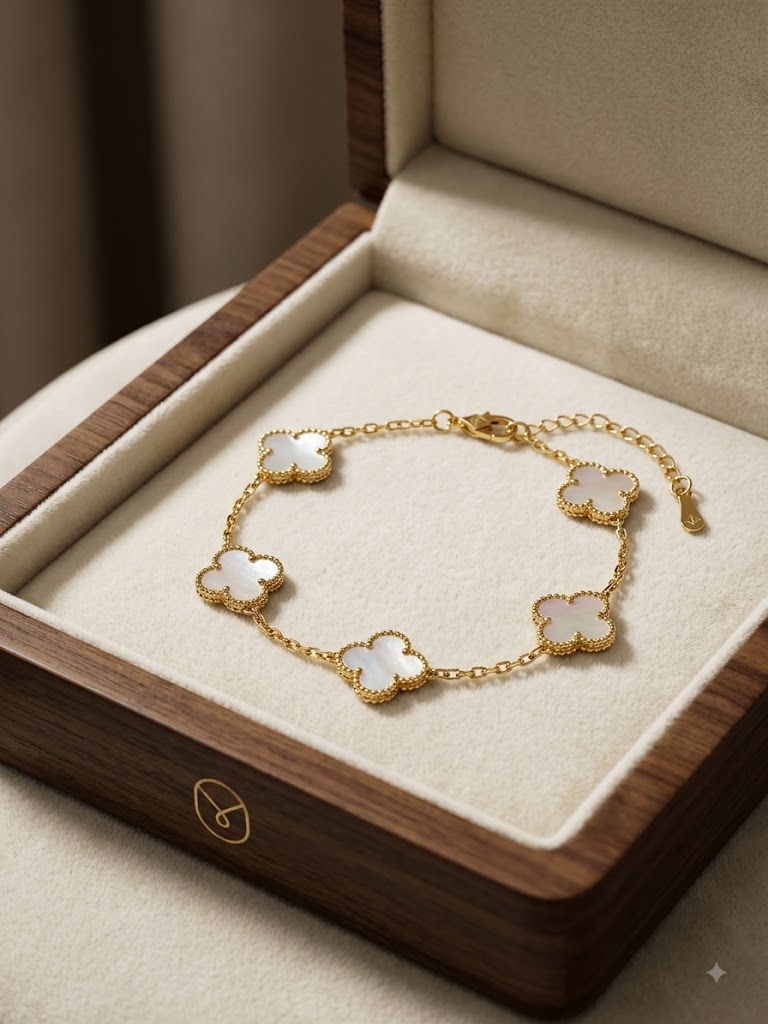 Élan Clover Chain Bracelet