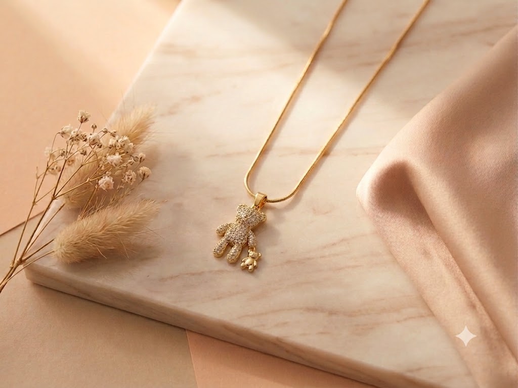 Teddy Charm Pendant Necklace